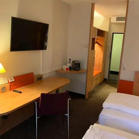 Hotelzimmer Frankfurt-bockenheim Messe * Франкфурт-на-Майне
