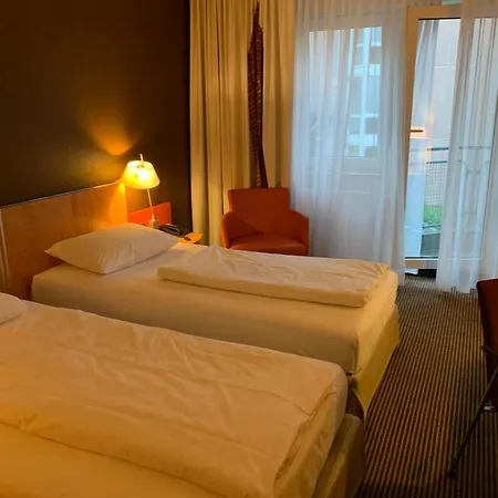 Hotelzimmer Frankfurt-bockenheim Messe Апартаменты Франкфурт-на-Майне